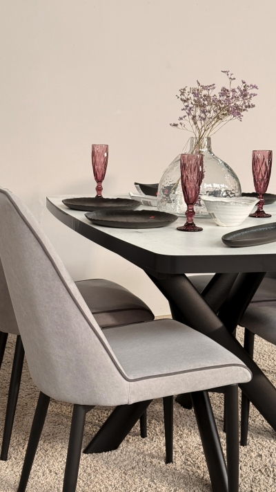 Раздвижной обеденный стол LEONEL